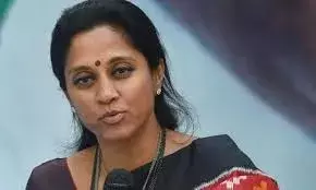 این سی پی ایم پی سپریہ سولے نے مہاراشٹر کے وزیر اعلی-فڑنویس کی ملاقات کو مسترد کیا، کہا کہ ایم وی اے 25 سال تک حکومت کرے گی